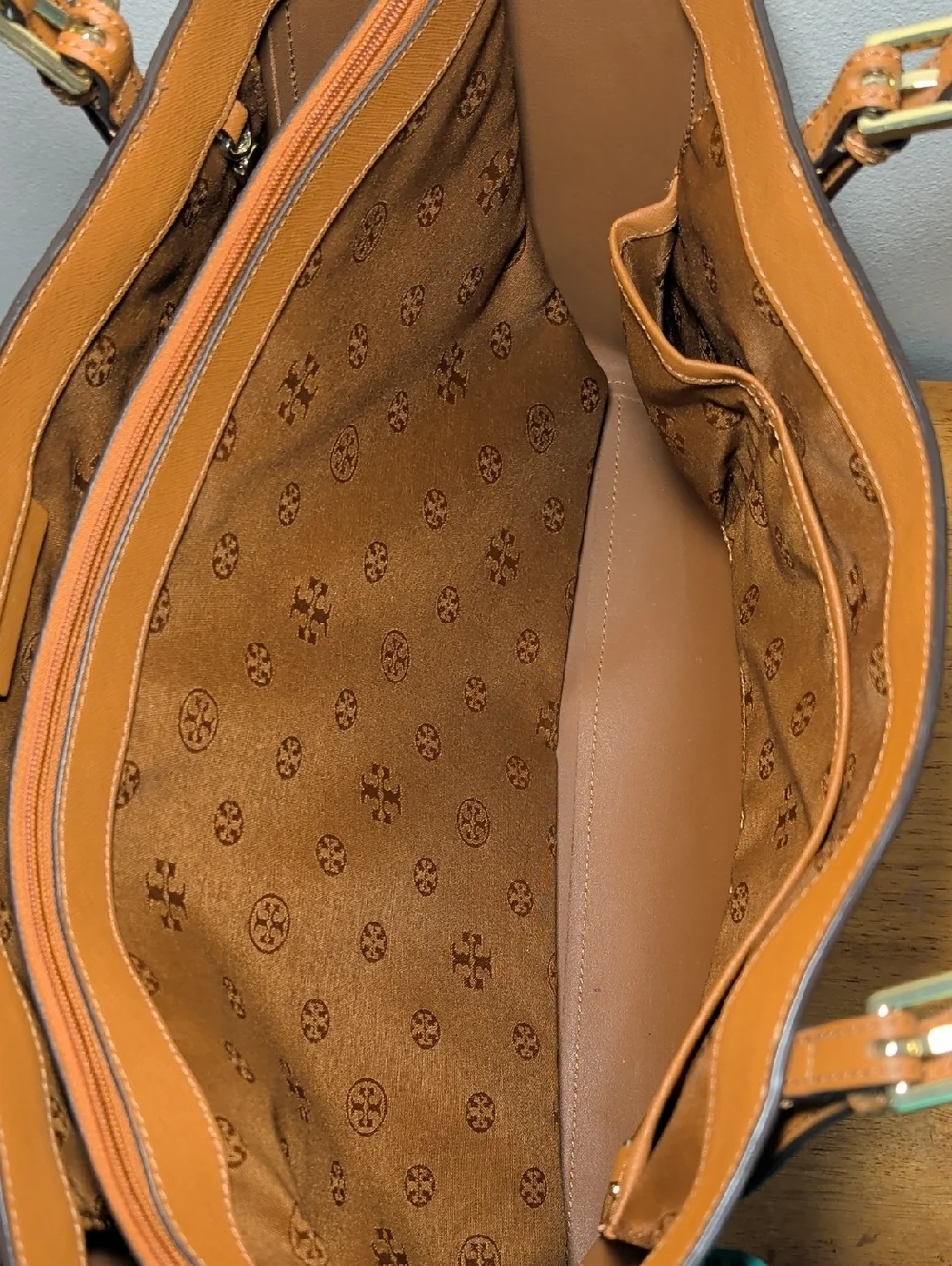 Tory Burch York Buckle Tote Bag Saffiano Leather Cognac Brown Gold Hardware